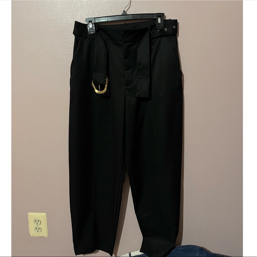 Brand new ZARA black pants with belt!